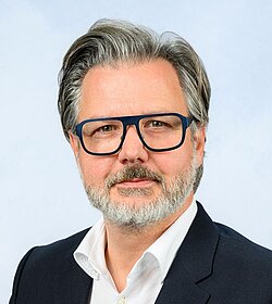 Peter Bergmayr Peter Bergmayr